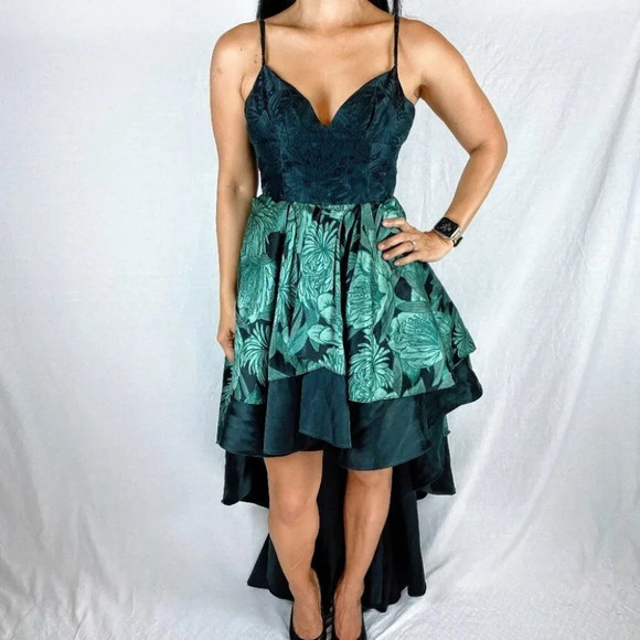 Christian Pellizzari Green Mixed Media High-Low Gown $1135 - Picture 2 of 12